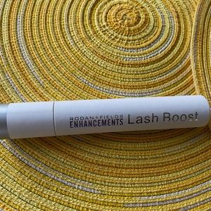 New in box Roden and fields lash enhancement
